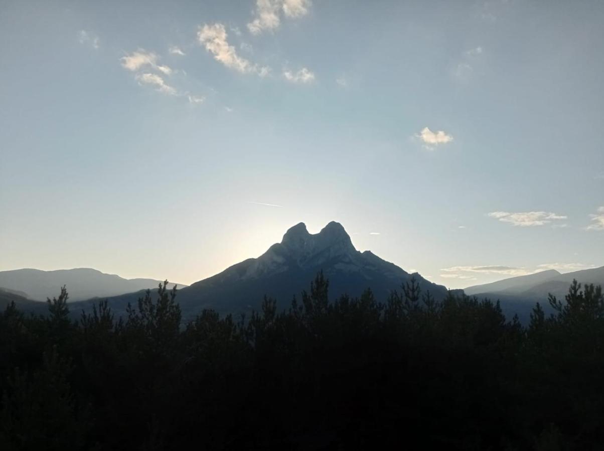 Saldes Pedraforca Appartement Buitenkant foto