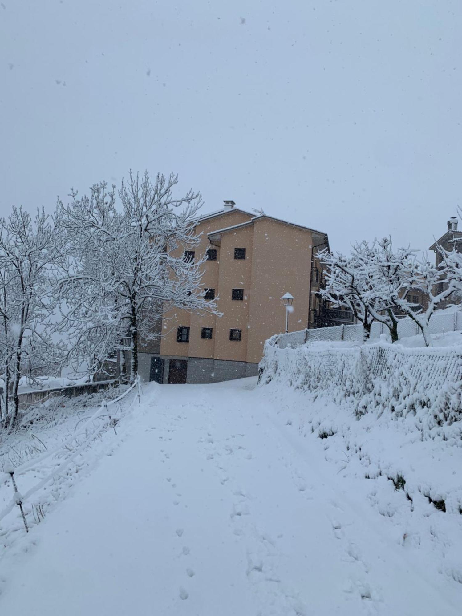 Saldes Pedraforca Appartement Buitenkant foto
